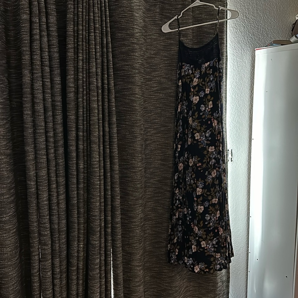 Motherhood maxi dress. Great condition